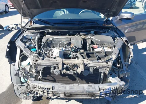 2015 Honda Accord Ex-L z USA, uszkodzony, nr VIN 1HGCR2F83FA067207